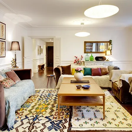 Central Bourse Apartment Paris